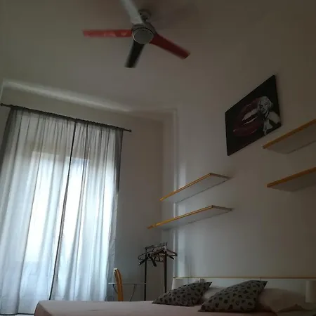 Zoe Hostel *