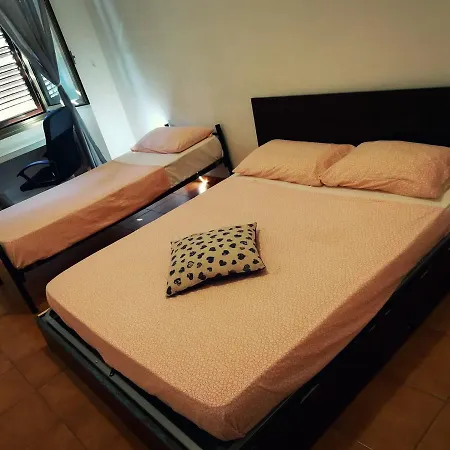 Hostel Zoe *